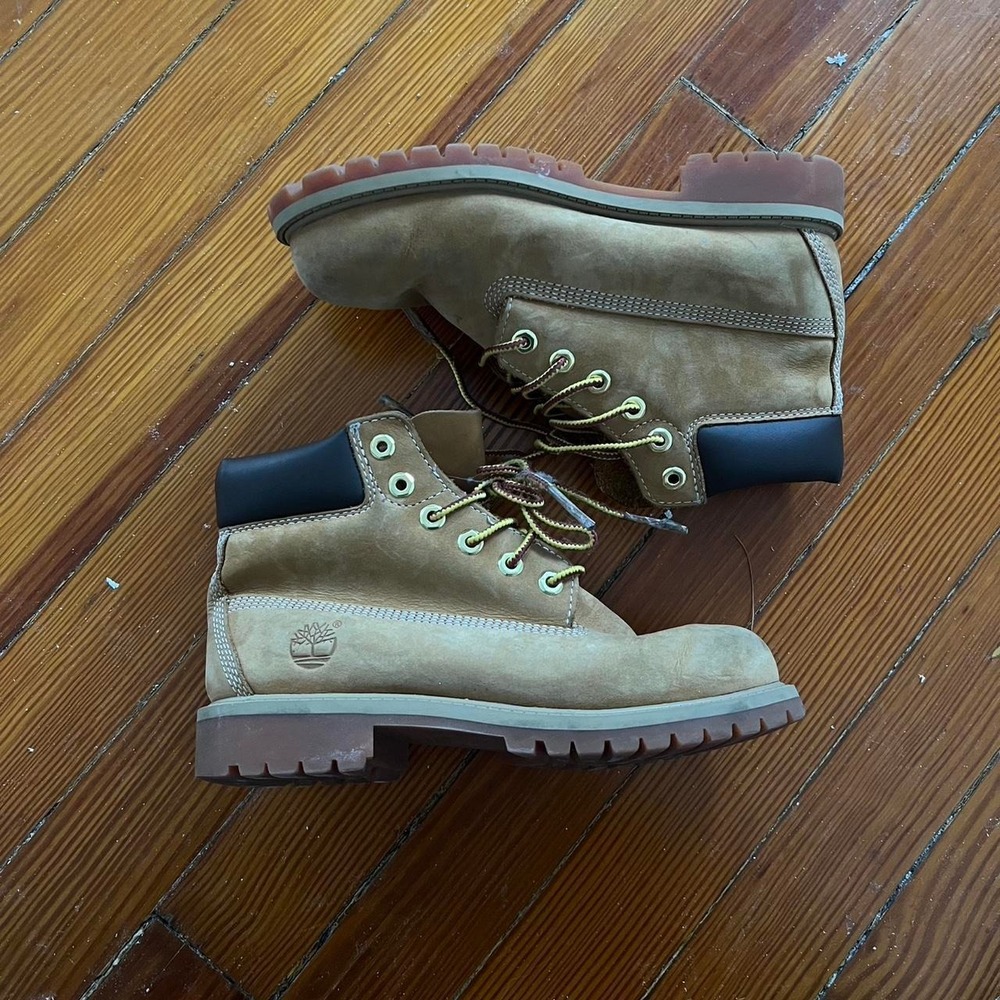 Timberland classic Boots size 5w